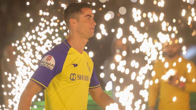 Cristiano_Ronaldo_Al-Nassr_2023.jpg